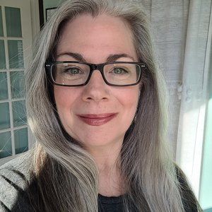 Meet your Posher, Nancy